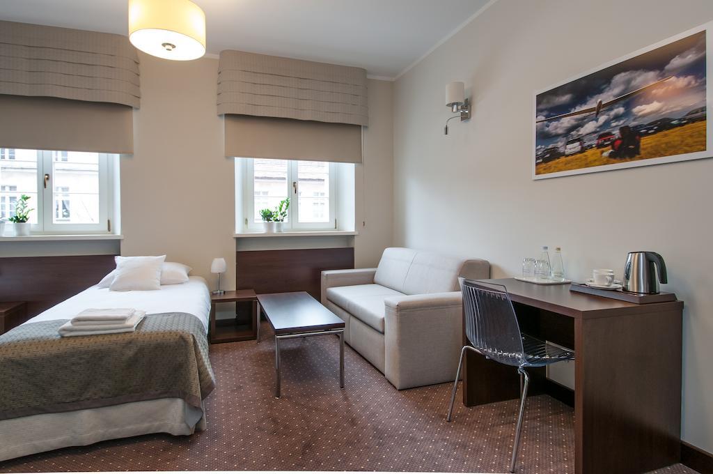 B&B Wieniawa Parking I Sniadanie W Cenie! Breakfast And Parking Included! Leszno  Exterior foto